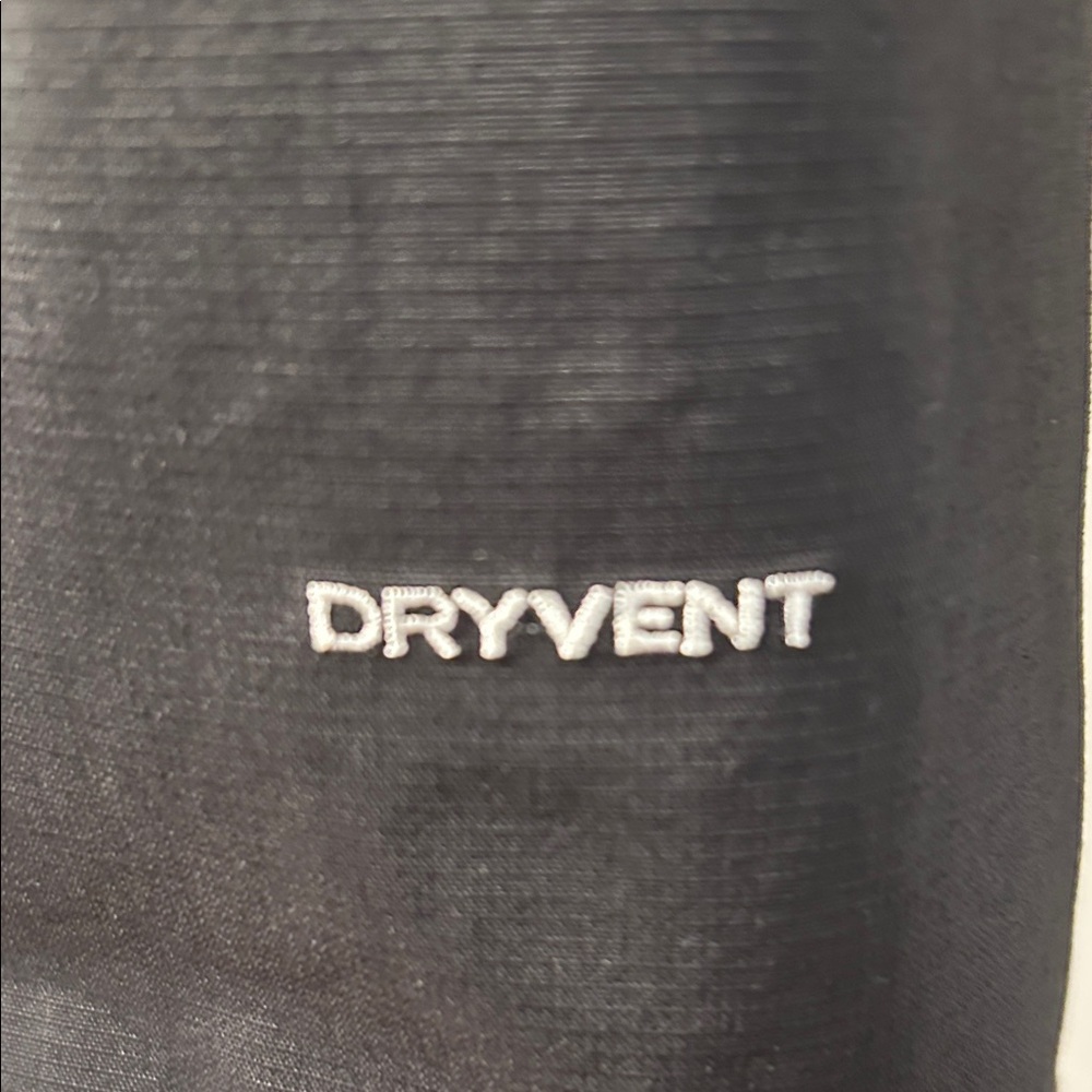 The North Face Men's Black Performance Jacket - Picture 3 of 4